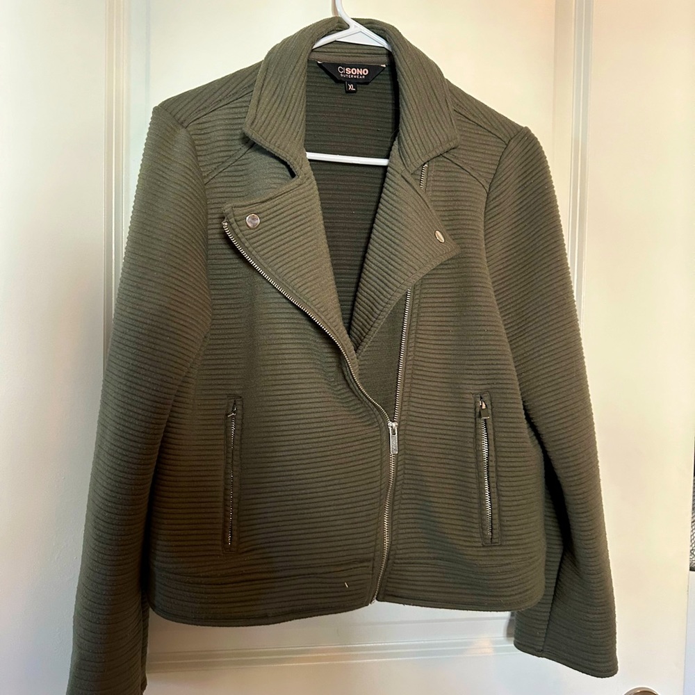 Green asymmetric jacket XL NWOT
